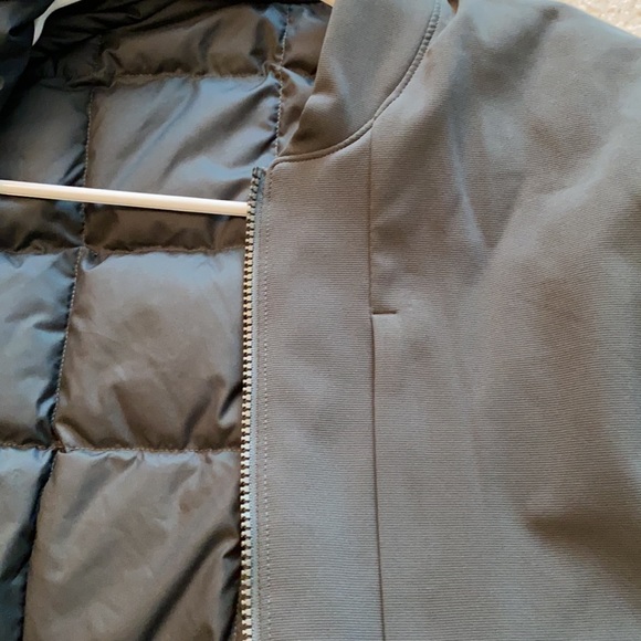 lululemon REVERSIBLE NEW bomber jacket - Picture 3 of 3